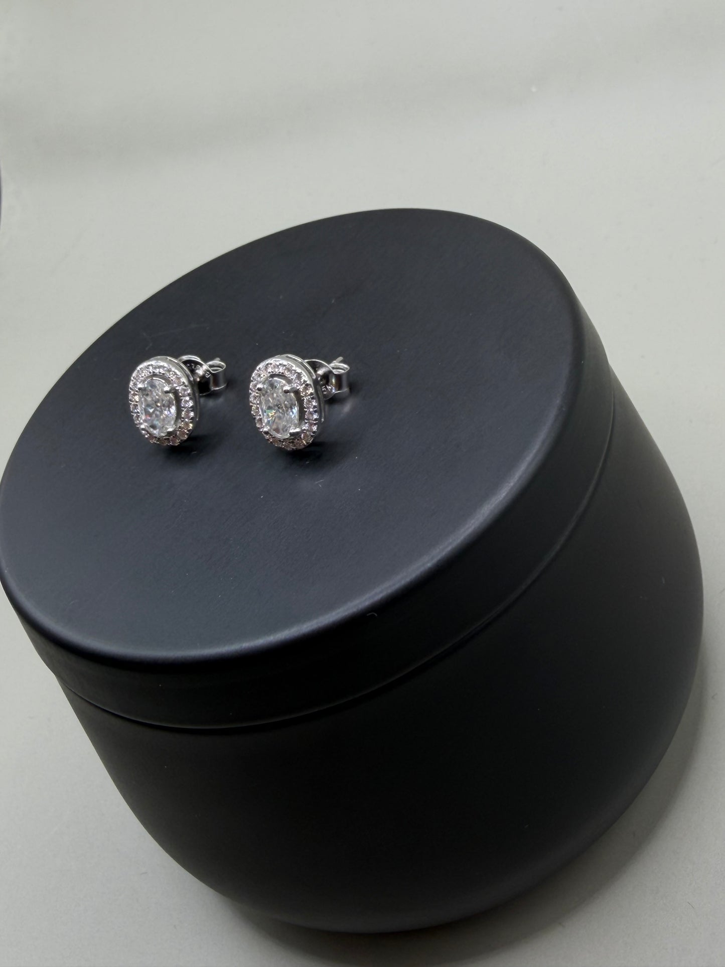 Oval Moissanite Halo Stud Earrings – 925 Sterling Silver | 0.76 CTW | VVS/D Color