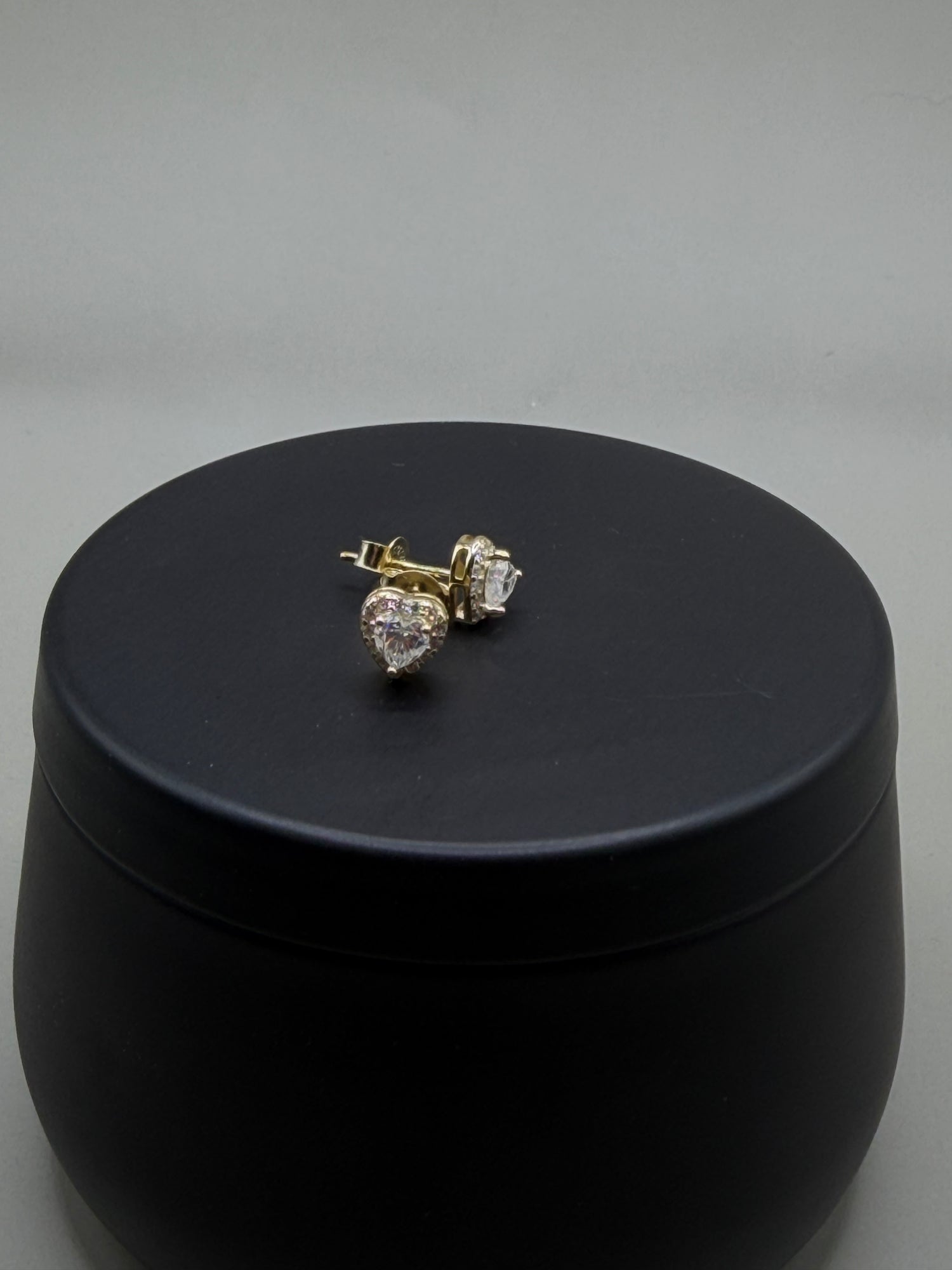 EARINGS