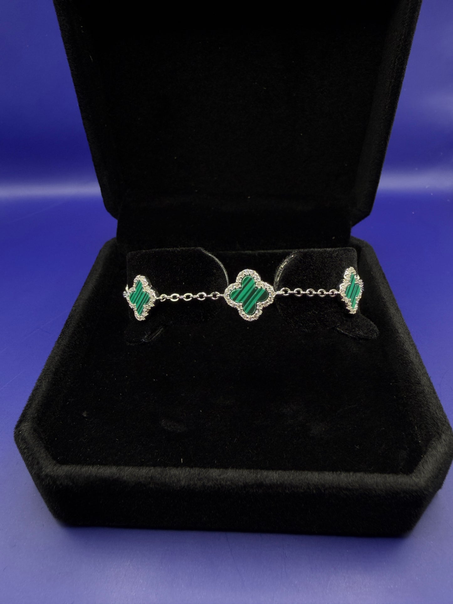 925 Sterling Silver Moissanite Clover Bracelet – Green Clover Style | Size 6-7-8