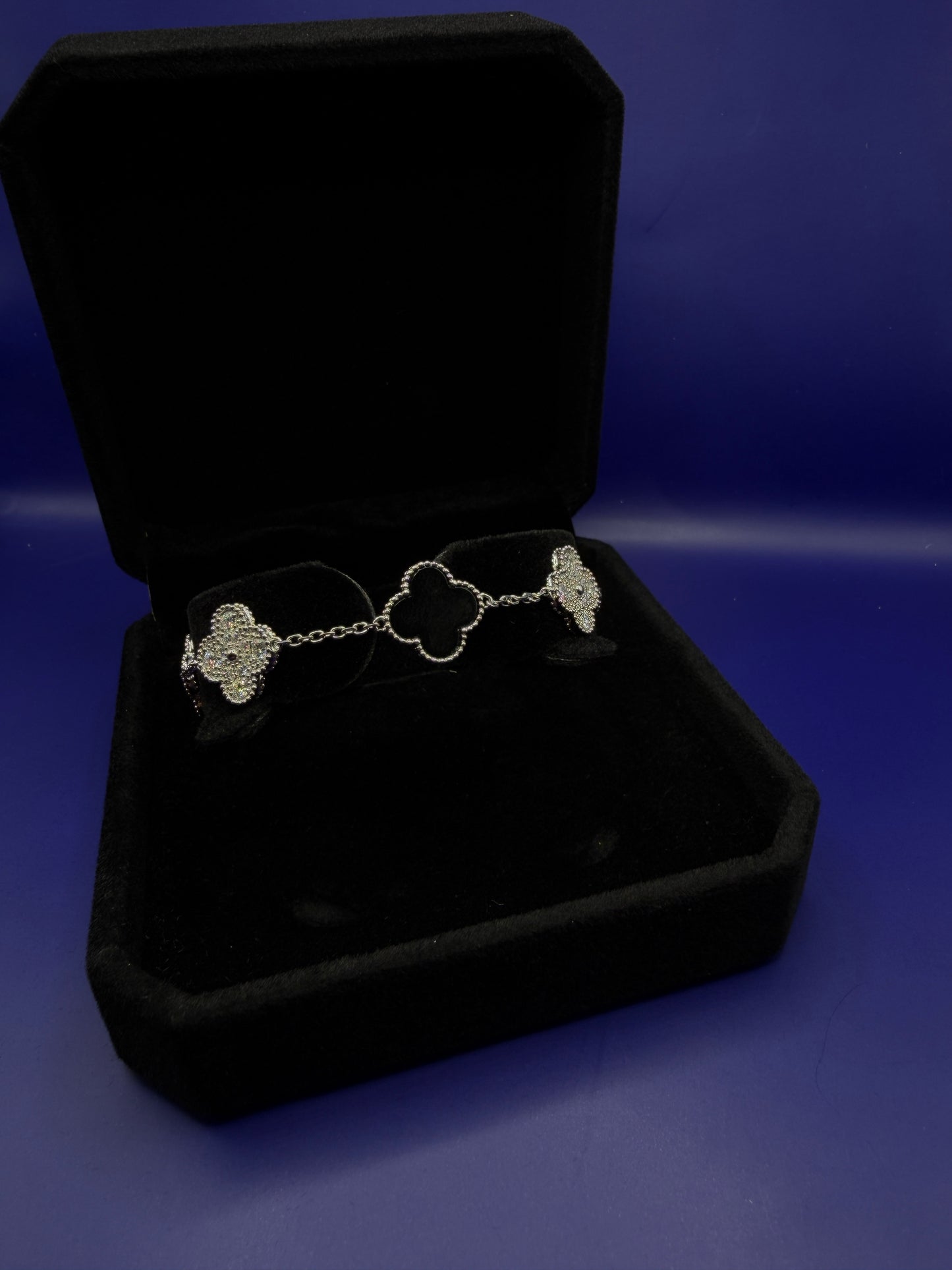 925 Sterling Silver Moissanite Clover Bracelet – Black Clover Style | Size 6-7-8