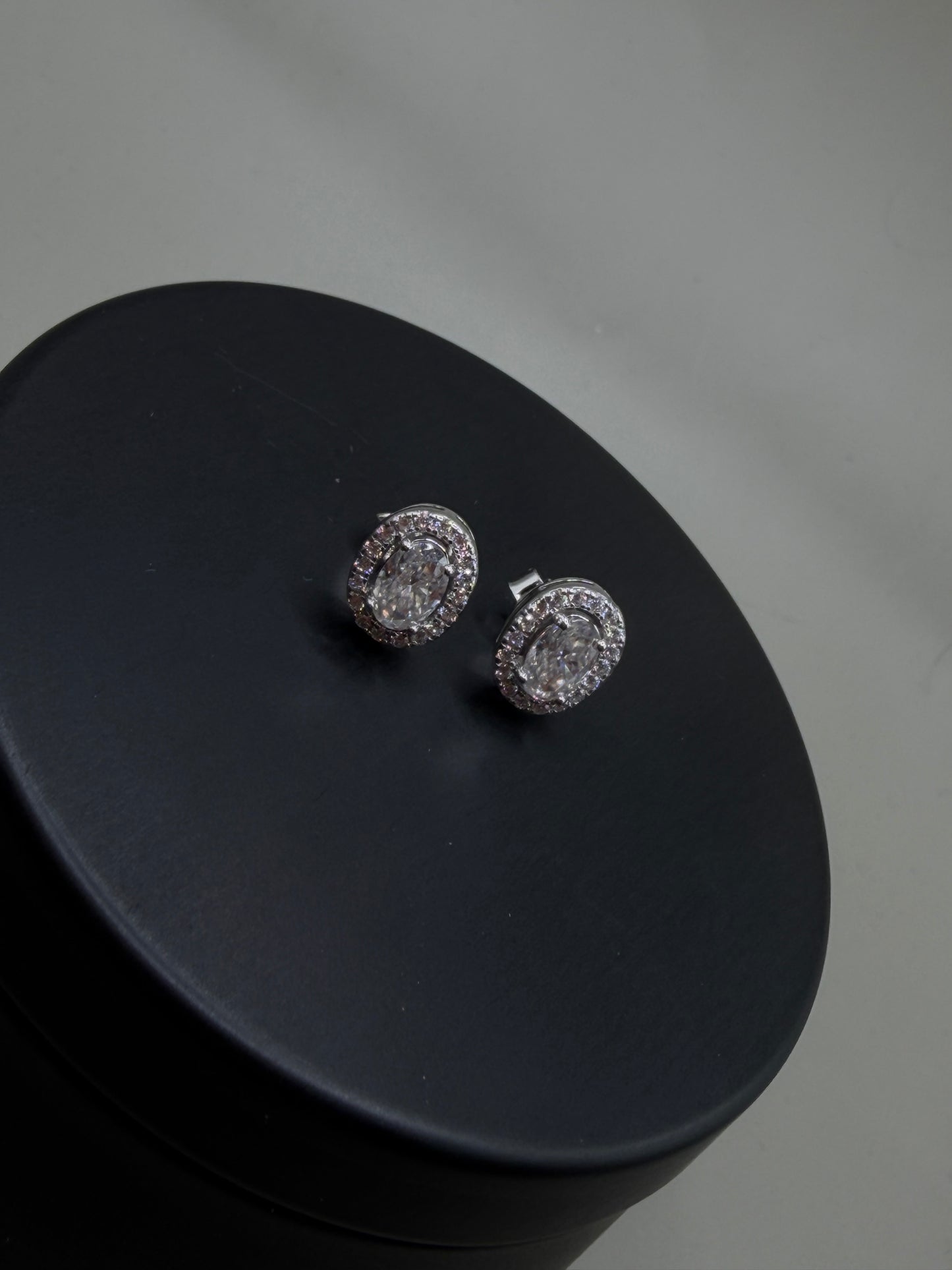 Oval Moissanite Halo Stud Earrings – 925 Sterling Silver | 0.76 CTW | VVS/D Color