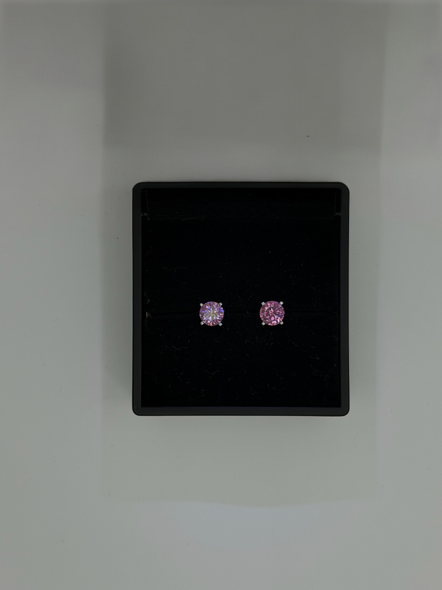 1CT VVS COLOR STUDS