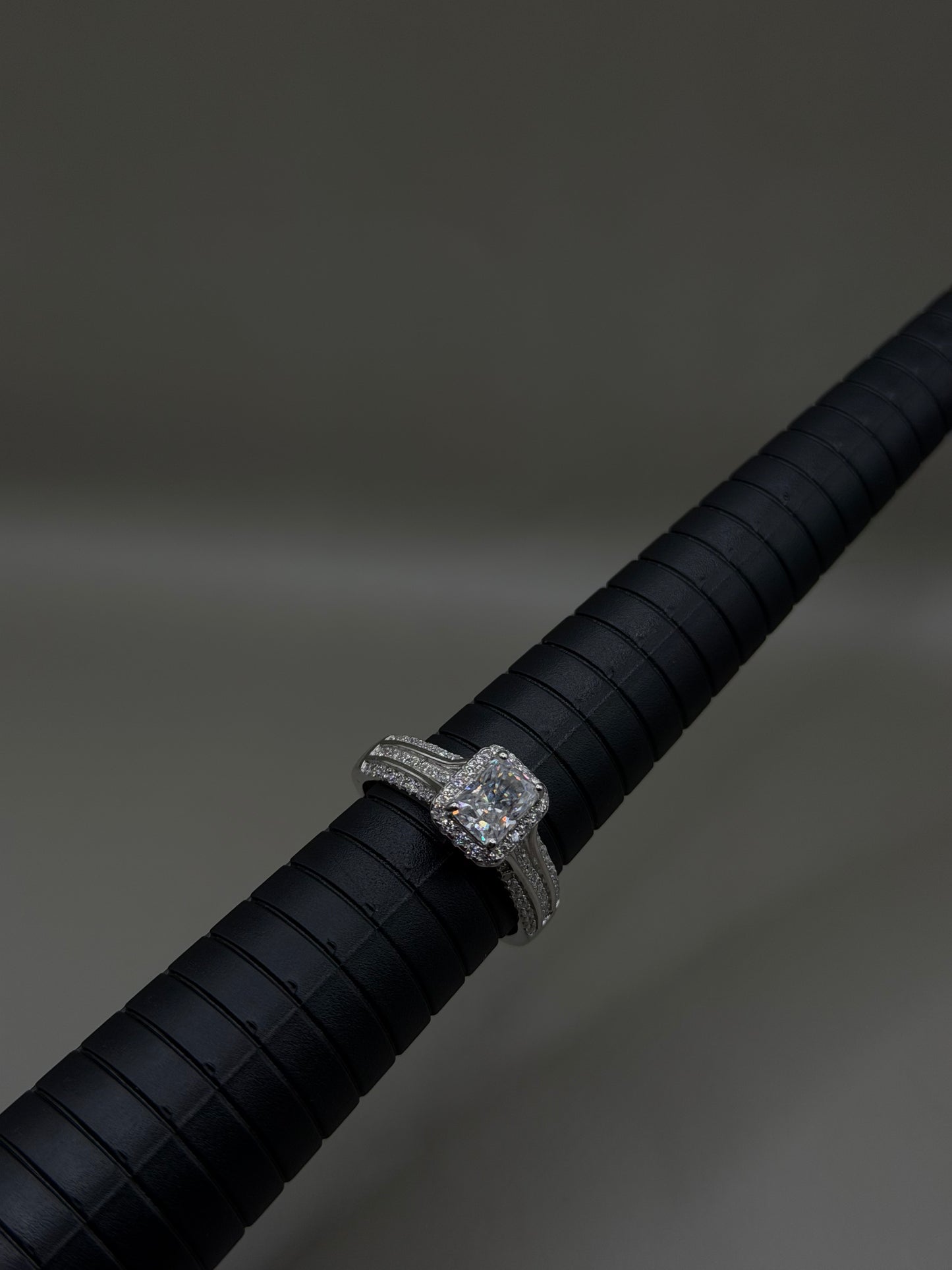 1.44CT Moissanite Halo Ring Set – 925 Sterling Silver VVS D Color (Size 9)