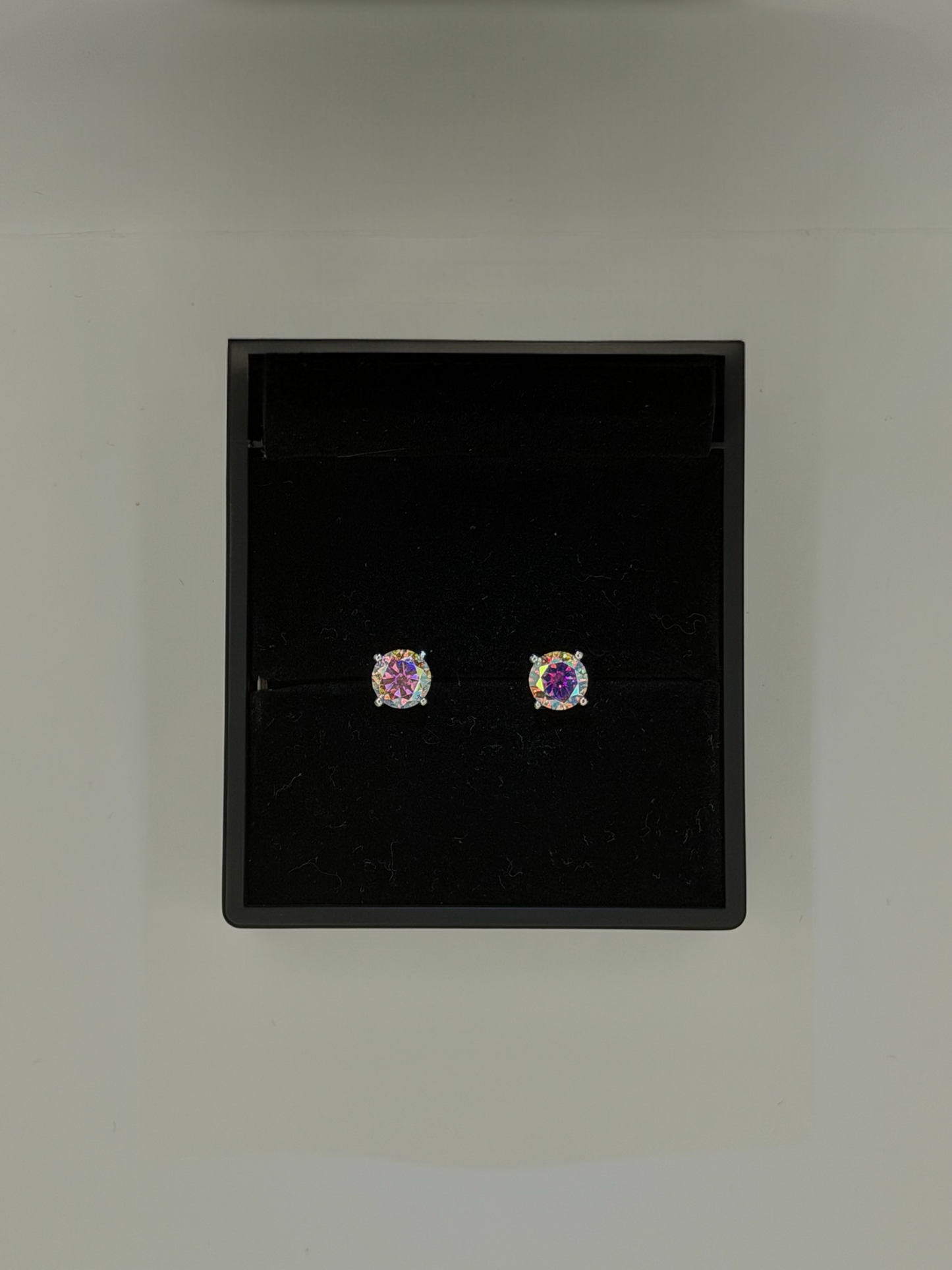 1CT VVS COLOR STUDS